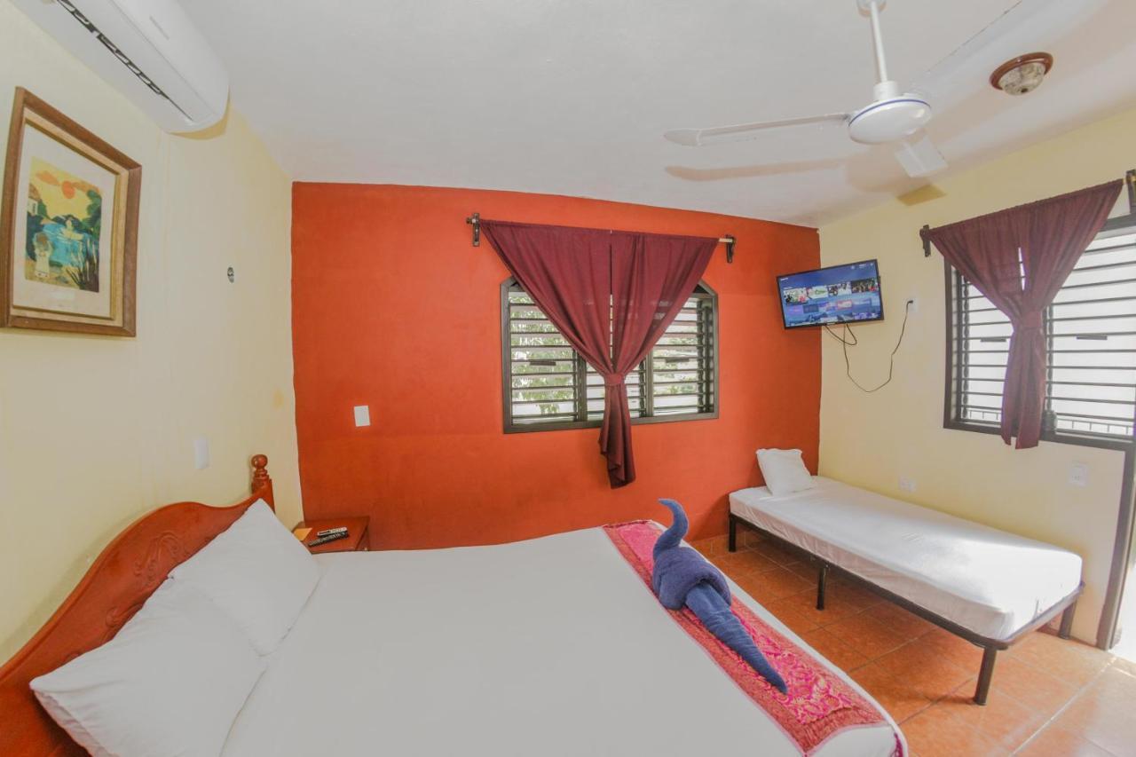 Navieros Rooms Bacalar Dış mekan fotoğraf